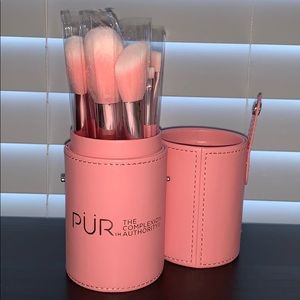 PUR Signature Travel Essentials 12 piece brush set